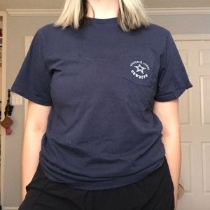 vineyard vines t shirt